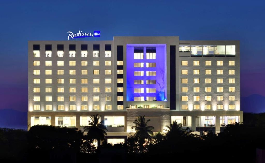 Jobscareers4u's tweet photo. Radisson Blu #Coimbatore #Hiring #Chef #Chefjobs #Hospitality #Hiringalert #Helpinghands:  🔹 Join our team at Radisson Blu Coimbatore! We are hiring for various Chef positions:

- Garde Manger
1 x Demi Chef De Partie
1 x Commis - 3

- Western Cuisine
1… https://t.co/sCoClksaia https://t.co/mSonMjU0Tu
