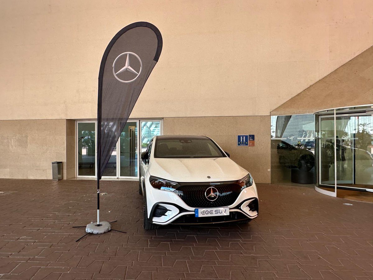 Ágreda Mercedes-Benz tweet media