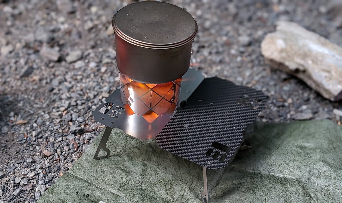 sir_altria_jp's tweet image. 今日はPepcyclesさんのTinytableです。
新作の400FDに収納できるミュニークの風防でお湯を沸かします。
#自転車キャンプギア
#Tinytable