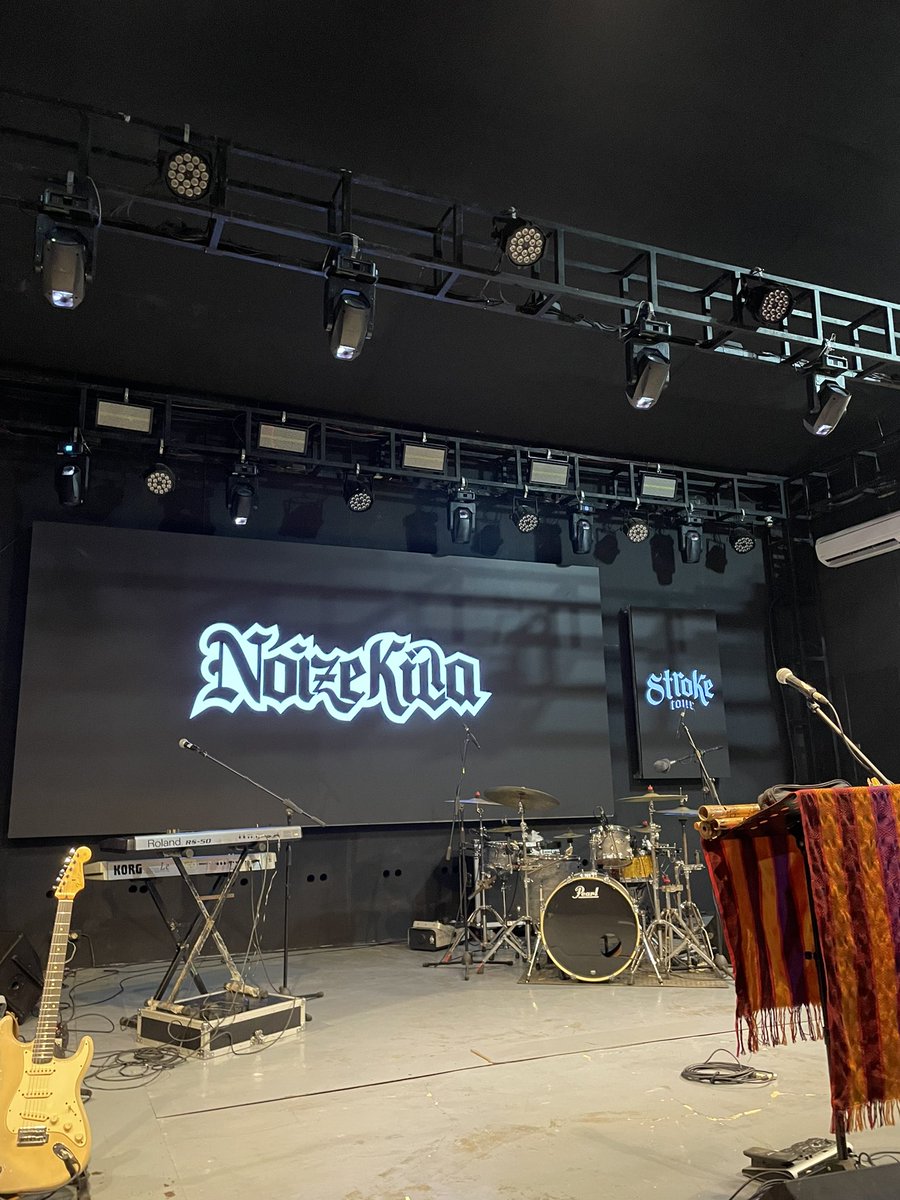 It's been a while, let's jam to the max <a href="/BhismoKunoKini/">NoizeKilla</a> feat <a href="/RasMuhamadRI/">Satryo Ras Muhamad</a> at Uncle Ben's 23 yyyooommaann