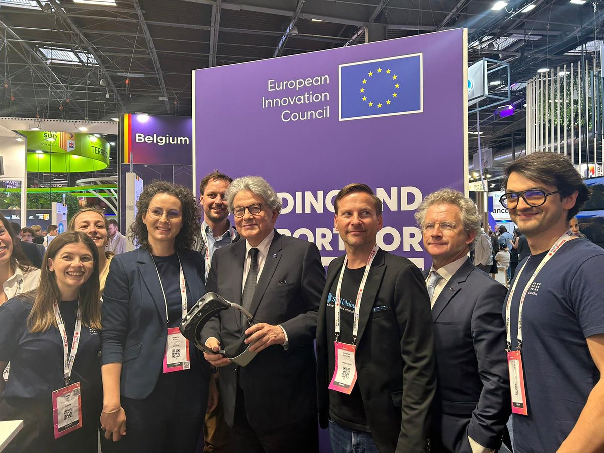 Yesterday at #VivaTech, the #EUeic had a special guest: Commissioner @ThierryBreton! 🤗 He got to meet some EIC beneficiaries and discover their #innovations. A great way to end an even more inspiring week 🚀