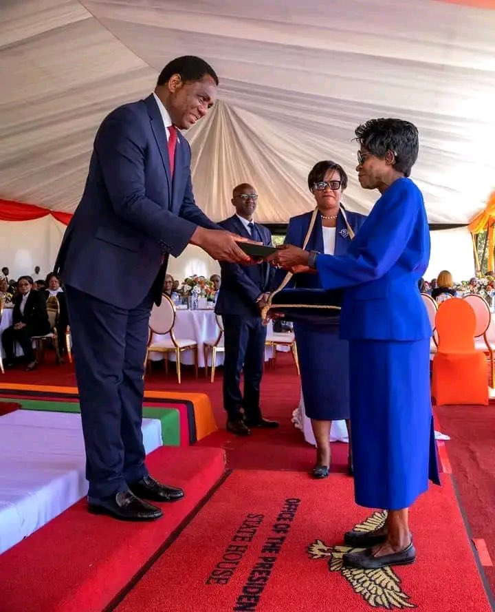 Zambia’s first Female Doctor trained at Ridgeway campus, shattered the proverbial “glass ceiling”. A living legend and the reason WE are!!! Professor Chomba receiving “The order of the Eagle of Zambia 3rd Division” 🎉🎊♥️