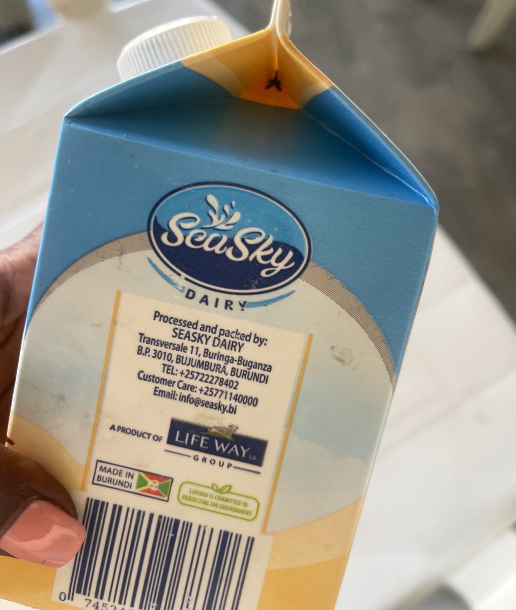 Whoever is the owner of this new yoghurt brand in Burundi has succeeded to produce the best yummiest dairy products meeting the international standards. Perfect packaging👌.A 3500fbu seulement n’ikinyobwa cikwije kabisa! #SeaSkyDairyProducts