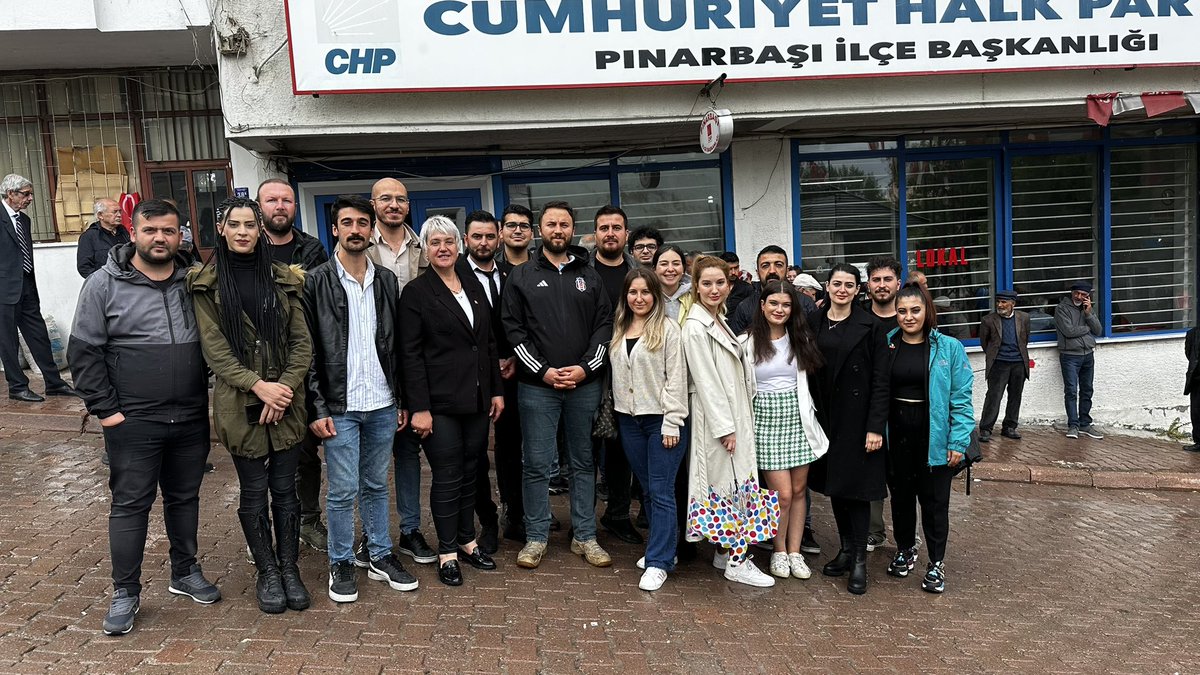chpyenigenc's tweet photo. Kayseri Pınarbaşı İlçemize ABB Başkanımız @mansuryavas06 ile birlikte destek olmaya gittik.Misafirperverliklerinden ötürü İlçe Başkanımız Eser Çetinkaya hanımefendiye ve Gençlik Kolları Başkanımız Onur Kartal’a teşekkür ederiz. @eczozgurozel @chpkayseri_il https://t.co/NLmtAFCIPZ
