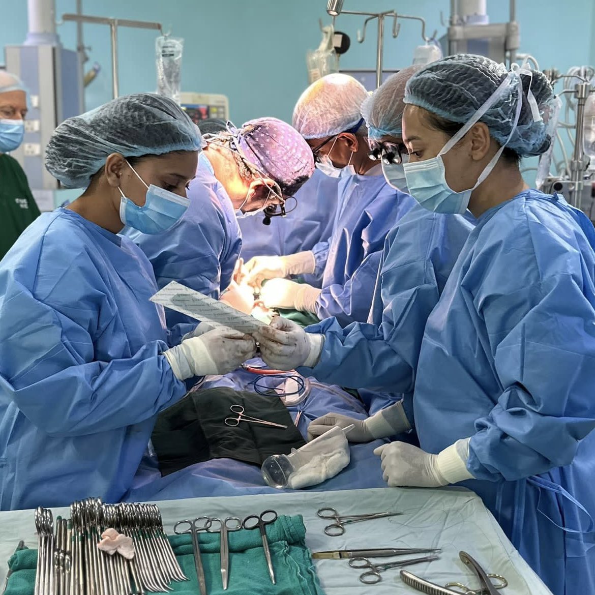 𝟐𝟎𝟐𝟒 𝑪𝒂𝒎𝒑 𝟏𝟎 - 𝑵𝒂𝒊𝒓𝒐𝒃𝒊, 𝑲𝒆𝒏𝒚𝒂

𝑨𝒅𝒖𝒍𝒕 𝑪𝒐𝒏𝒈𝒆𝒏𝒊𝒕𝒂𝒍 𝑯𝒆𝒂𝒓𝒕 𝑫𝒊𝒔𝒆𝒂𝒔𝒆 𝑪𝒂𝒎𝒑

This weekend we have an adult volunteer medical team making their way to Nairobi.  They will be conducting our first adult congenital heart disease camp