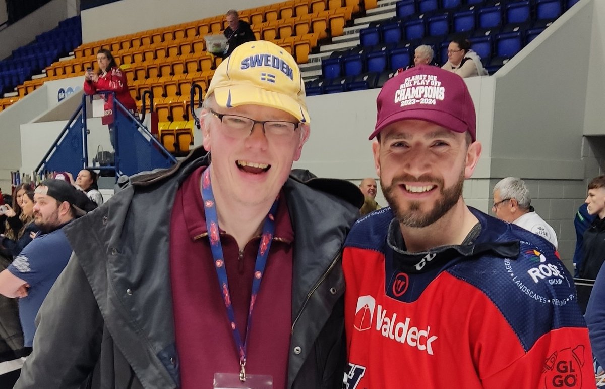 In the Peterborough area &amp; want a hockey fix?

It's Tom Norton's Testimonial at 4.15pm. Tom's been a top defenceman in the EPL &amp; NIHL National. Well deserved testimonial, after 10 seasons with Peterborough Phantoms.

Hope you have a great day <a href="/Nortzy2/">Tom Norton</a>

🎟️ iceaccount.co.uk/peterborough-p…