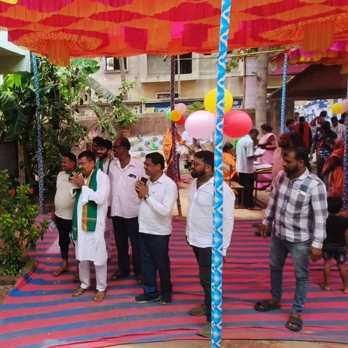 ଡେଲାଙ୍ଗରେ ସୁରୁଖୁରୁରେ ଚାଲିଛି ଭୋଟଦାନ। ମହିଳା ଓ ଯୁବବର୍ଗଙ୍କ ଭିତରେ ମତଦାନକୁ ନେଇ ଥିବା ଉତ୍ସାହ ଦେଖି ଖୁସି ଲାଗିଲା। #Elections2024