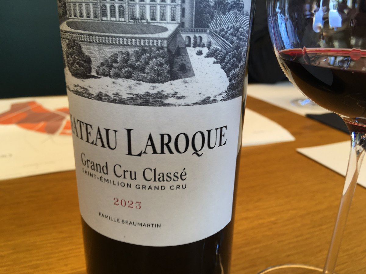 Jeremyonwine's tweet photo. Notes on #ChateauLaroque the star #wine value in #StEmilion in 2023 #Bordeaux https://t.co/yj2WE3zBoU https://t.co/mYYZqLcDRY