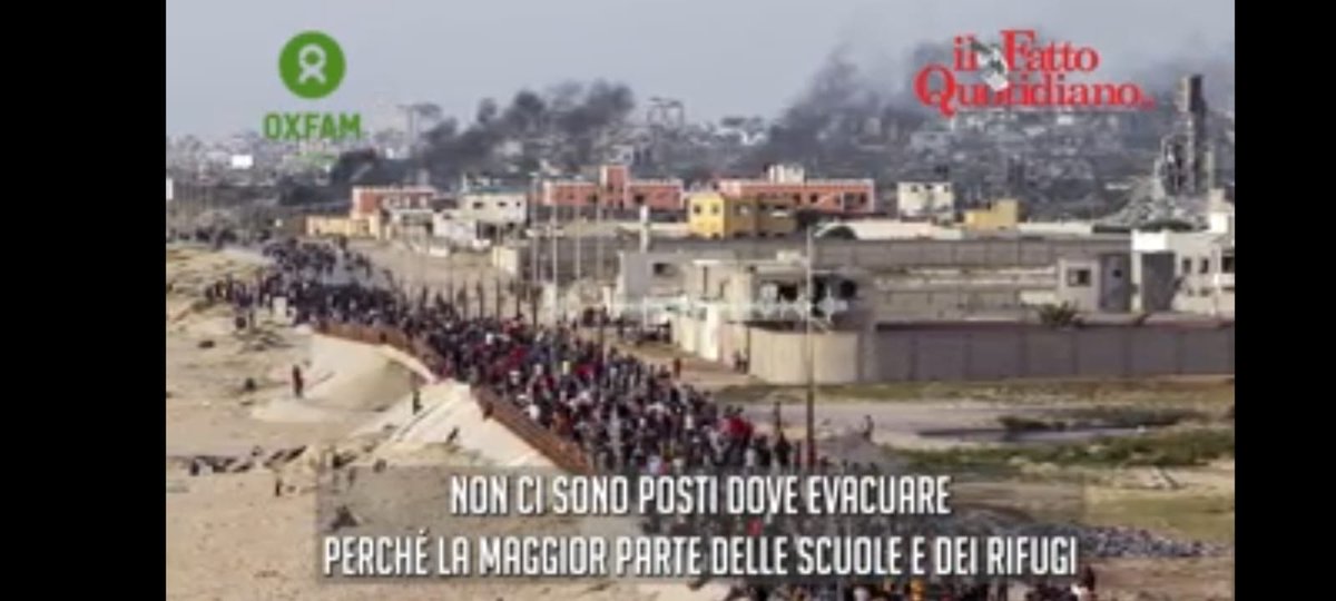 OxfamItalia's tweet photo. Voci da #Gaza - #25maggio

Mentre la Corte dell’Aia ordina a #Israele lo stop dei bombardamenti su #Rafah, nel nord della Striscia continuano incessanti gli attacchi a Jabalia e Beit Lahia.

“L’area è completamente devastata. Non è rimasto in piedi nemmeno una casa. Non ci sono posti dove rifugiarsi perché tutte le scuole e i rifugi sono distrutti. Anche l’acceso ai beni di prima necessità è molto difficile. Possiamo fare affidamento solo su legumi e cibo in scatola”.

Nel nostro diario sul @fattoquotidiano, la drammatica testimonianza di un'operatrice di #Oxfam, assieme all'appello a tutti gli Stati perché si assicurino che Israele rispetti l'ordine emesso dalla Corte internazionale di giustizia, garantendo la protezione dei civili.
VIDEO-NEWS 👉https://t.co/rTIdvBVzV2