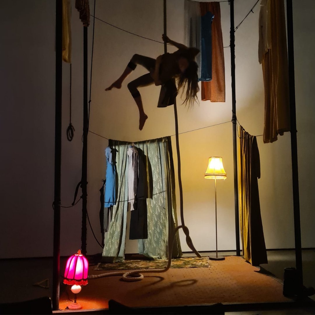 A journey for the senses through film, installation, aerial acrobatics, dance, and sound, delving into the interaction between identity and environment in an evocative exploration of home. 🎟️ corkmidsummer.com