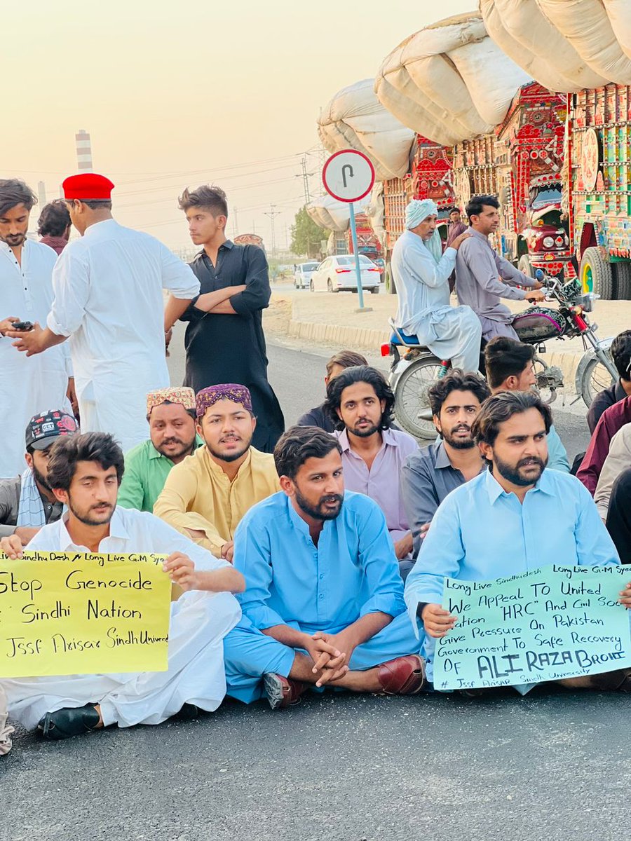 sindhisagar786's tweet photo. We need Justice
#ReleaseAliRazaBrohi https://t.co/wUNMbfn9Wv