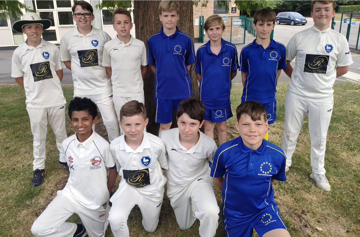 🏏The Yr8 cricket team continued their winning start to the season with a 43-run victory! 

🙌 Well done, team! Keep up the fantastic work! 👏

#Year8Cricket #Victory #TeamEffort #CricketSeason #AngloFamily