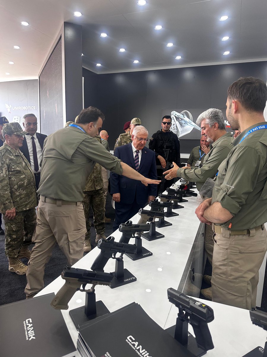 canikarms's tweet image. Efes 2024 tatbikatı kapsamında, Milli Savunma Bakanımız Sn. Yaşar Güler ve heyeti CANiK stant alanını ziyaret etti. Sizleri de standımıza bekliyoruz! #Efes2024 #CANiK #UNIROBOTICS #AEISystems #SavunmaSanayi

As part of the Efes 2024 exercise, our Minister of National Defense, Mr.…