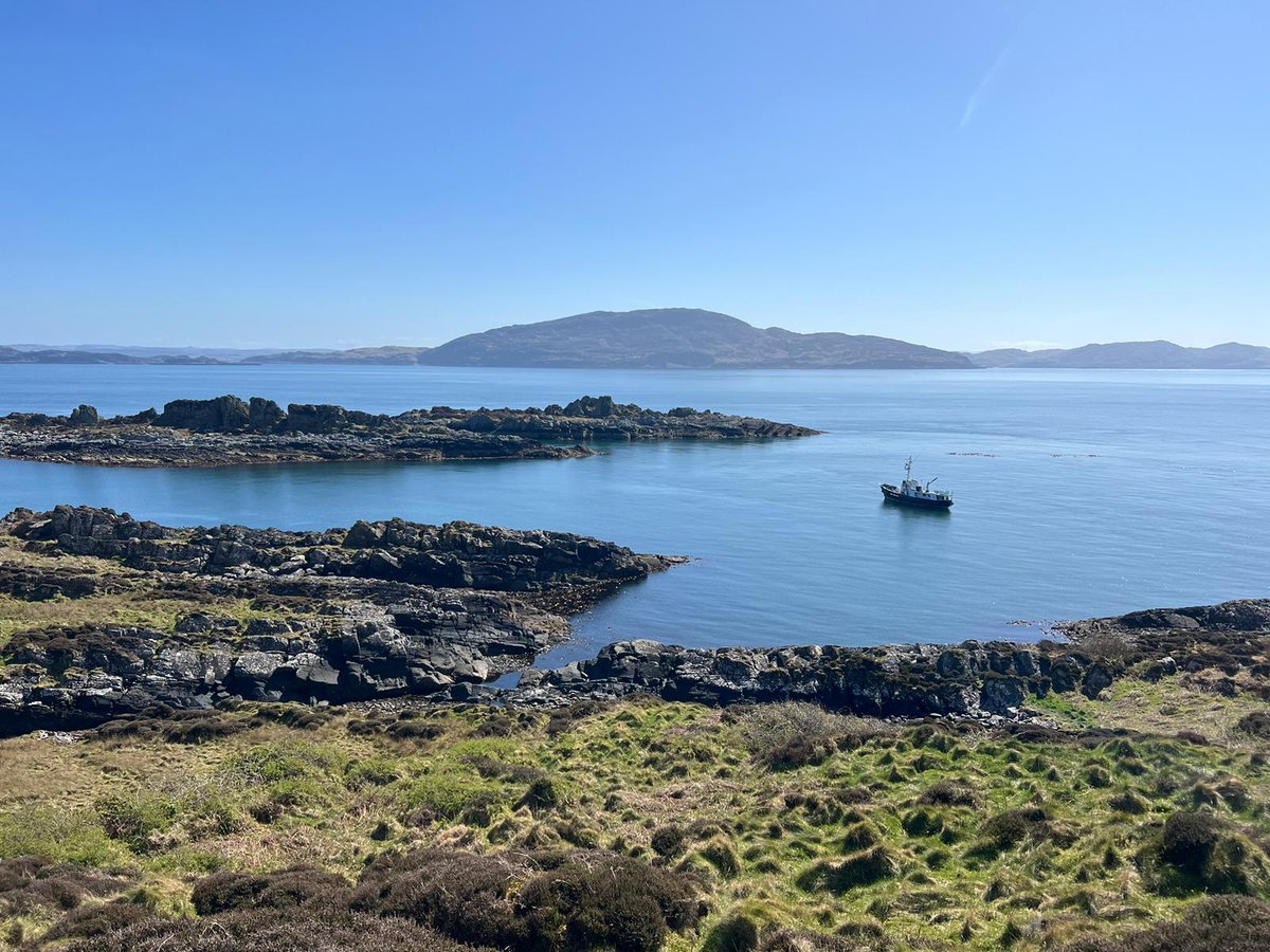 Another stunning image from guide Jess Owen of our recent tranquil anchorage at #Jura as part of our spring #cruise in the Inner Hebrides. Just look at that blue sky and calm sea! We've had some stunning weather this spring in the Hebrides.