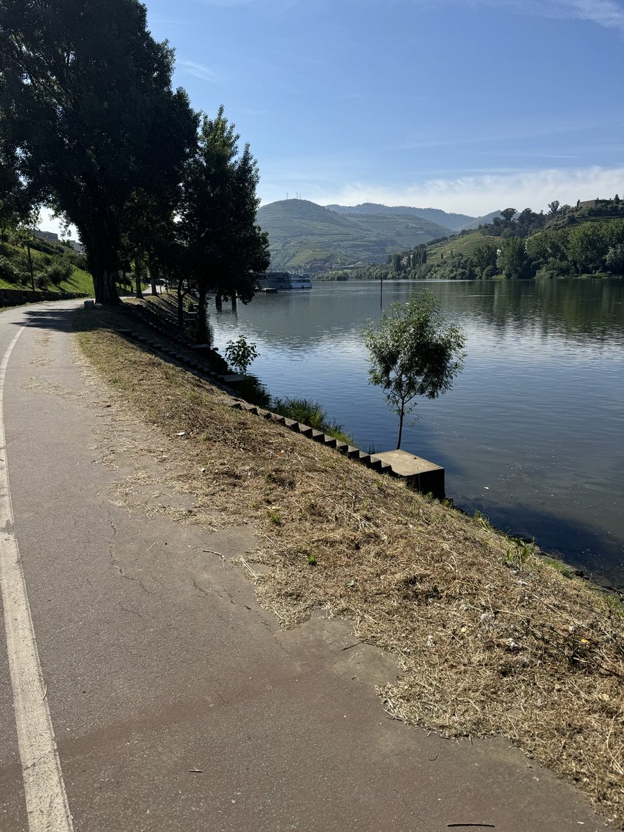 A week of international running in Liverpool, New York, London, and the Douro Valley (Portugal). All part of training for Chicago Marathon for ⁦@cityofhope⁩