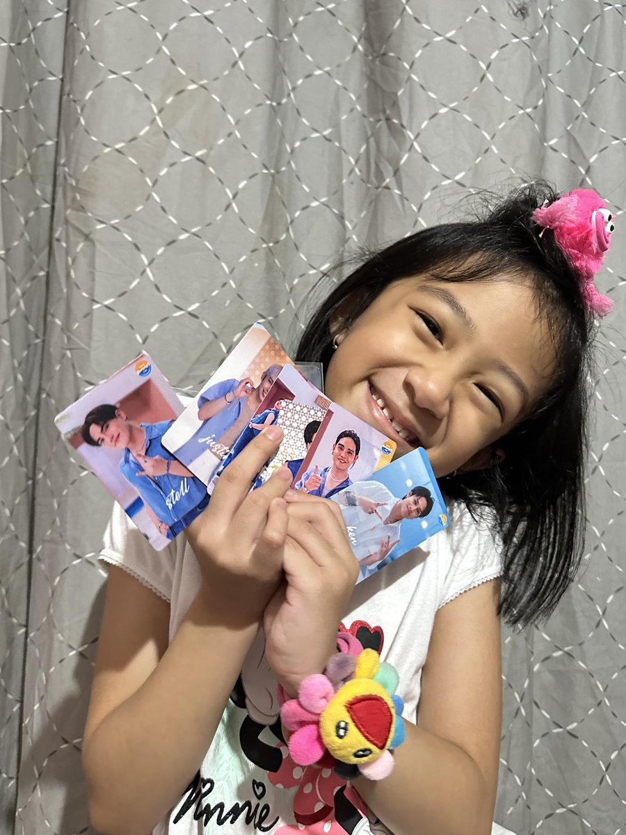 We got our prize! Thank you Tita @tinsdeleon03! One happy little A’tin!

#GCashSummerNa #SB19forGCash #GiveAwayNiTitaTin