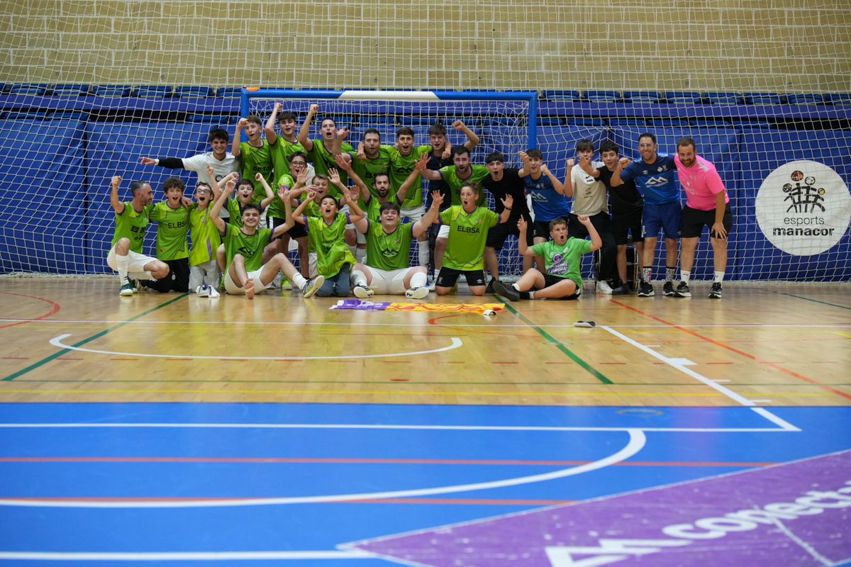 Ahir el nostre regional es va proclamar CAMPIONS de lliga contra el @santjoan_ce amb un resultat de 6-4!💪🏻

Enhorabona nins, vos ho mereixeu!👏🏼

Gràcies a @conectabalear , GCC instalacions i @elbsa_manacor per acompanyar al nostre club durant tot el seu camí!💚