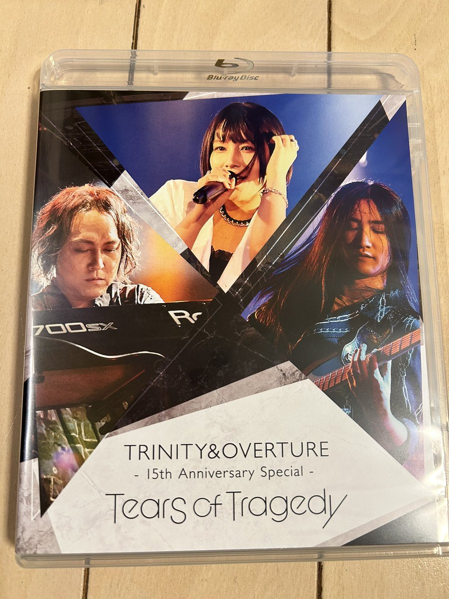 やっと来てたよ！
ティアーズのライブBlu-ray
今日、ゆっくり見ようかな
#tearsoftragedy