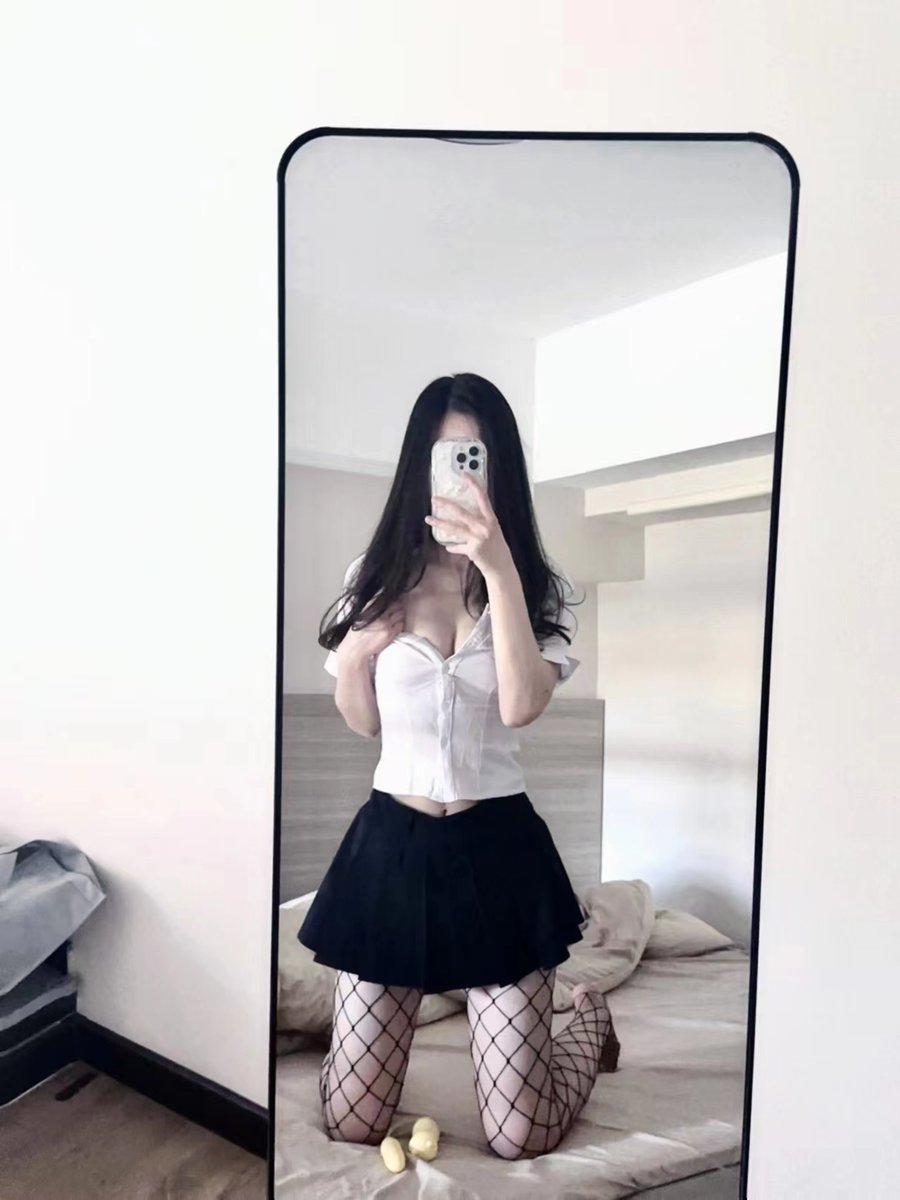 azusamia01's tweet photo. 老婆嫌我废物，让给她多找点爸爸。。 https://t.co/wULExGXpVY