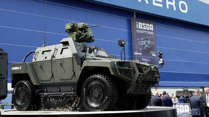 Türk savunma sanayisinin zırhlı kara aracı üreticilerinden Otokar, COBRA II aracının pikap versiyonunu yurt dışında ilk kez Romanya'daki Karadeniz Savunma ve Havacılık Fuarı'nda (BSDA) sergiledi.
#OTKAR