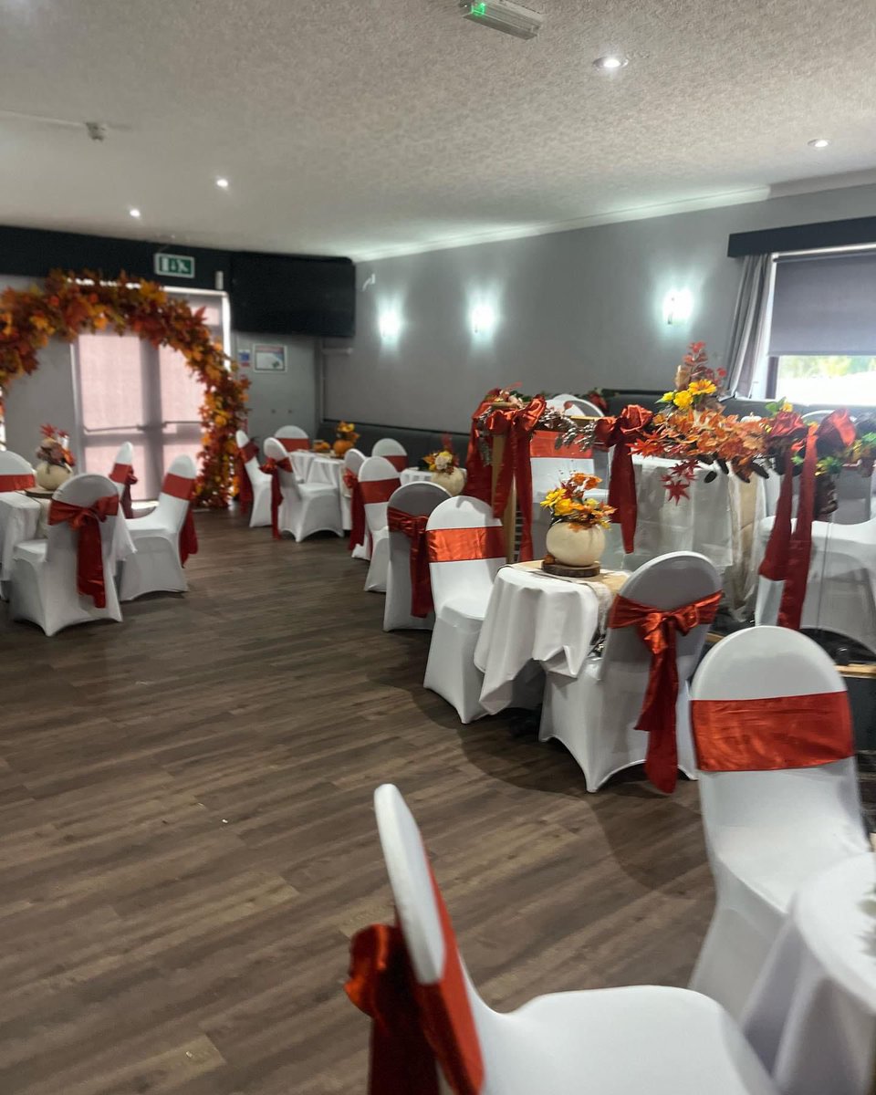 AbercynonRFC's tweet photo. 🎉 Some pictures of our lounge decorated for a gender reveal back last Autumn.

🎊 We cater for all occasions - from baby showers to birthday parties, and more.

☎️ For booking info and availability, contact Damien Withey on 07811951357, or the clubhouse directly on 01443 740586. https://t.co/ShdTQGcMPX