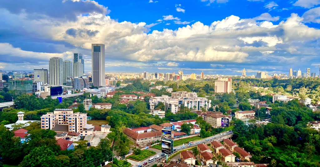 Nairobi

#nairobi #nairobikenya #kenya #kenyaphotography #africa #cityscape #cityphotography #tembeakenya