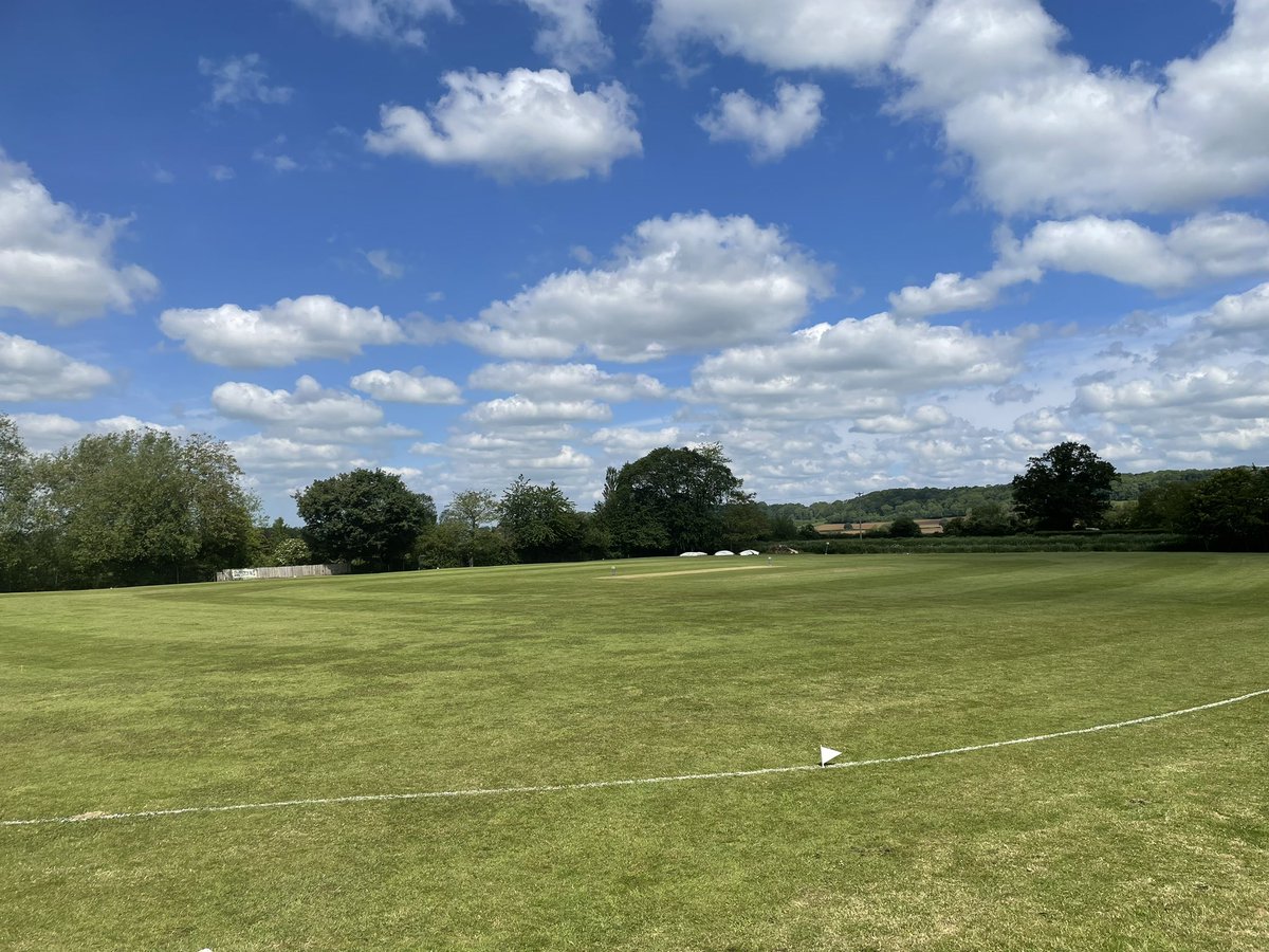Hayes road looking beautiful in the morning sun. We are home to lydford 2s. Come on down the bar is open all day 🍺☀️
