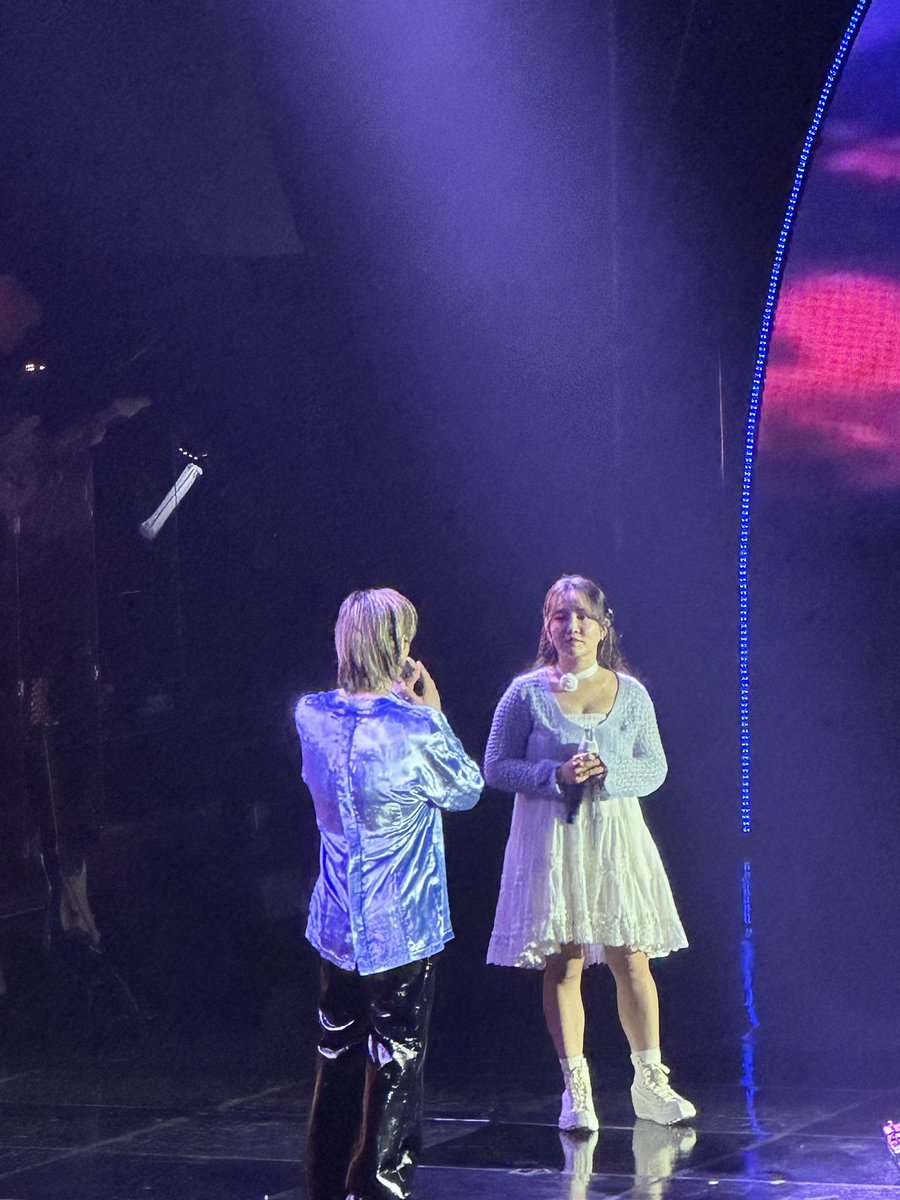 Younha came and sings For You Now with Junmyeon at SU:HOME today🥺🥺🥺 (_LOV3M3R1GH7_BD) #면토끼_집들이_1일차 #SUHOME