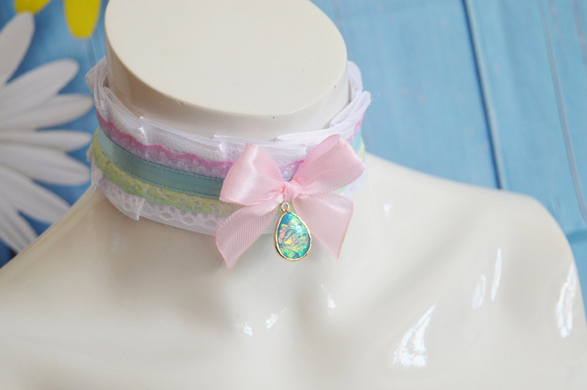 Premade ddlg choker - Rainbow Stone - pastel cute collar cgl abdl daddy kink kitten play petplay pet play necklace - handmade by Nekollars tuppu.net/4f68933e #Nekollars #KittenplayChoker