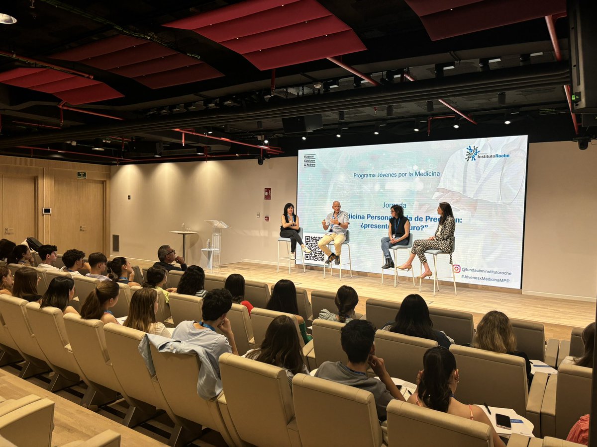 🩺#JóvenesXMedicinaMPP | #MedicinaPersonalizadaDePrecisión ¿presente o futuro? ⏭️Comenzamos la mesa redonda: una conversación entre científicos y estudiantes👥