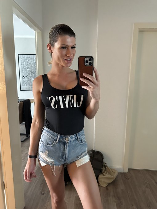 🫶🏼😘❤️ https://t.co/Gw5tsTZwO7