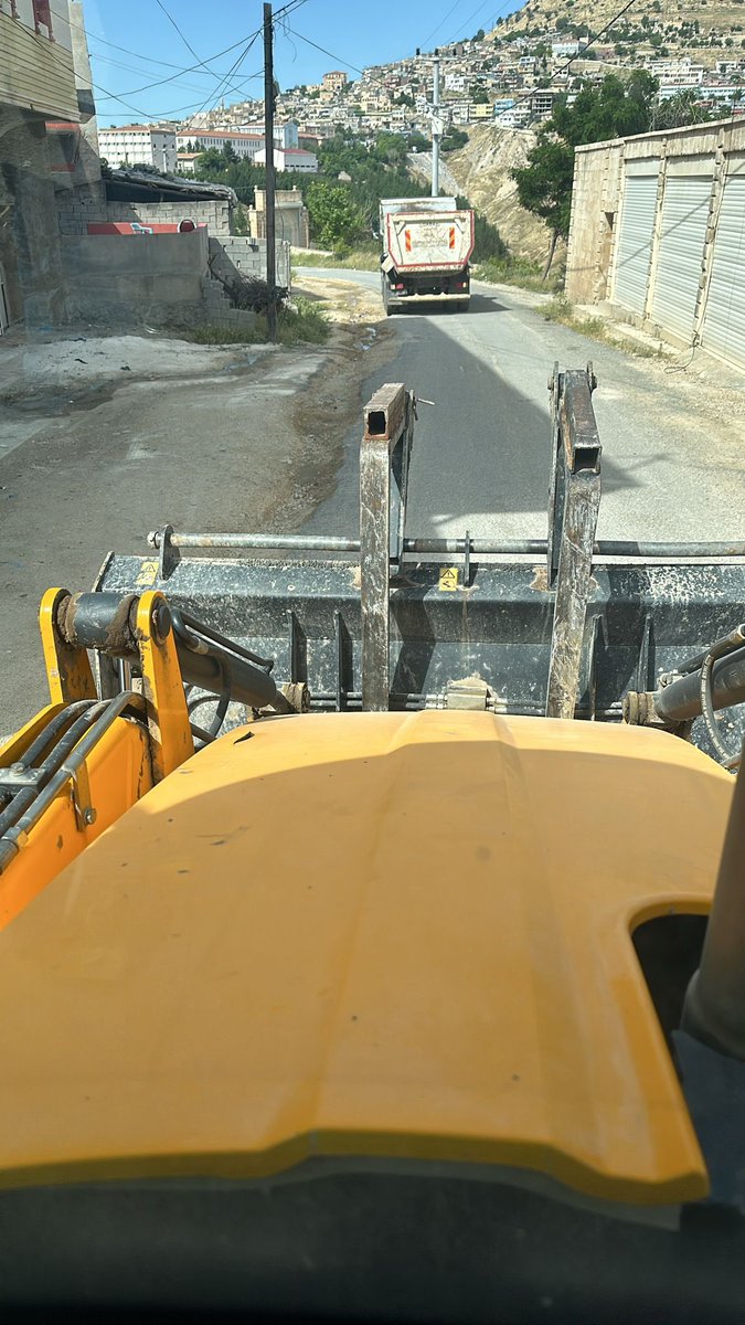 📍Kayacan Mahallesi 🚧 Fen İşleri Müdürlüğüne bağlı ekiplerimiz tarafından, yol ıslah çalışmaları devam ediyor. #ArtukluBelediyesi #Mardin #Artuklu