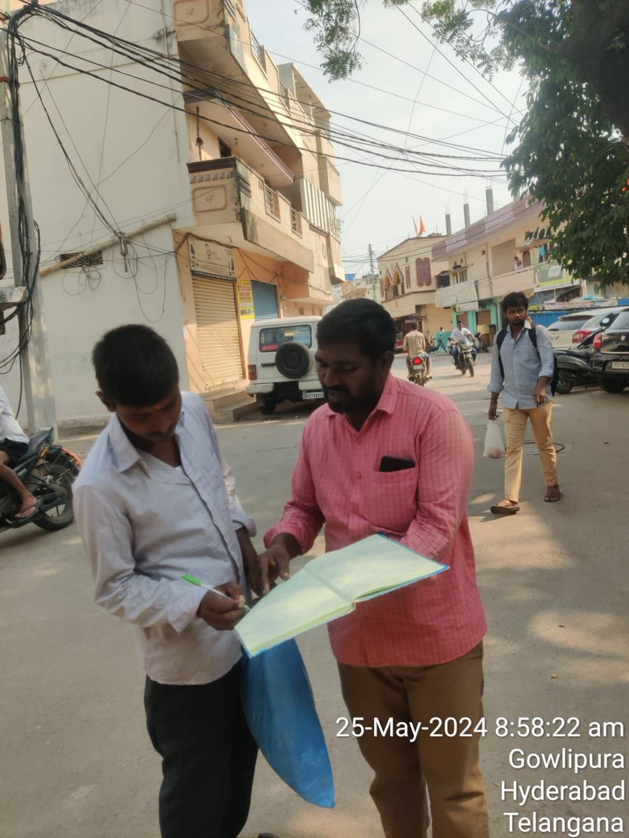 CrzOfficer's tweet photo. @pramodshukla671 @GHMCOnline Dear citizen Attended the complaint and caught 3dogs from the area and shifted to ACC chudibazar https://t.co/HkgwjNUG4t