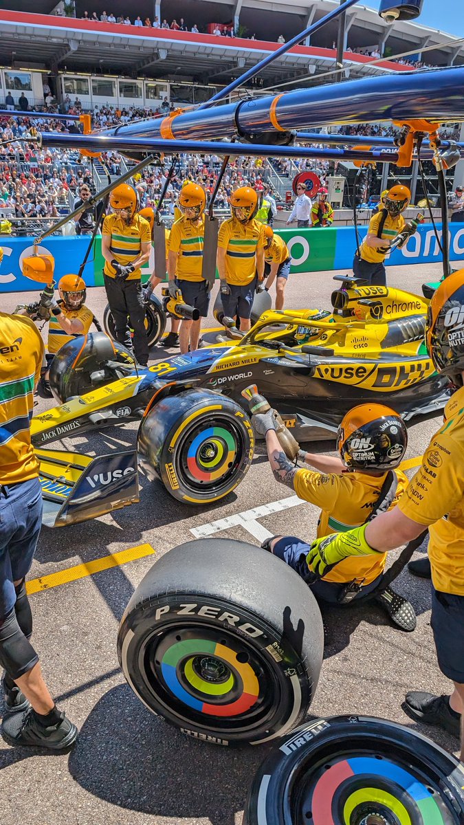 Some early stop practice for the crew. 🔁💪 #MonacoGP 🇲🇨