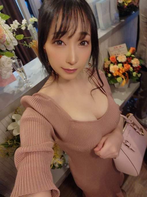 今日昼間は新宿Ladies &amp; Gentlemen美容クリニックさんのReception Party に行ってきました✨ とっても綺麗な院内素敵でした😌❤️ https://t.co/zhF4J3Df