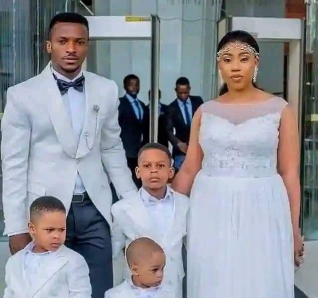 Cecilia_Edwin's tweet photo. BREAKING NEWS:

DNA tests have revealed that the Nigerian footballer Kayode Olarenwaju is NOT the biological father of his 3 children.

According to reports, the children belongs to a pastor his wife was having an affair with.

Please what do women want??🐹🐹

This is so sad 💔💔 https://t.co/QURCiVSFe7
