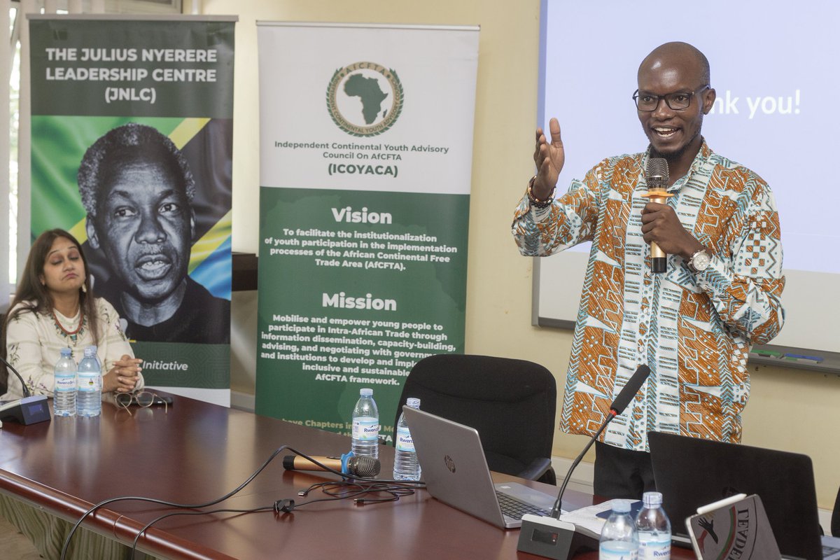 2/ The workshop, a joint effort by <a href="/ICOYACA/">AfCFTA Youth Advisory Council</a> &amp; <a href="/UNESCO_MGIEP/">unesco_mgiep</a>, with support from <a href="/APRMorg/">African Peer Review Mechanism (APRM)</a> &amp; <a href="/TheJNLC/">Julius Nyerere Leadership Centre (JNLC)</a>, is part of our AfCFTA, YPS project. 

We trained 25 youth &amp; engaged over 100 virtually, equipping them with social-emotional competencies &amp; peace-building skills.

<a href="/LennonMonyae/">Lennon Monyae</a>