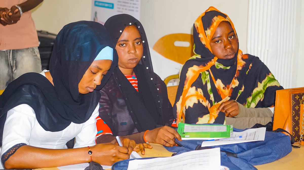 <a href="/agd_ong/">ONG AGD</a> : Atelier de formation au profit des jeunes du cohorte 1 dans le cadre du #programmeNafooré sur le Développement Economique
<a href="/fllowers/">First Line Followers</a> #2024trends <a href="/OUMOUKELTHOUM/">OUMOU KELTHOUM</a>  <a href="/EcoDev/">Mark James</a>