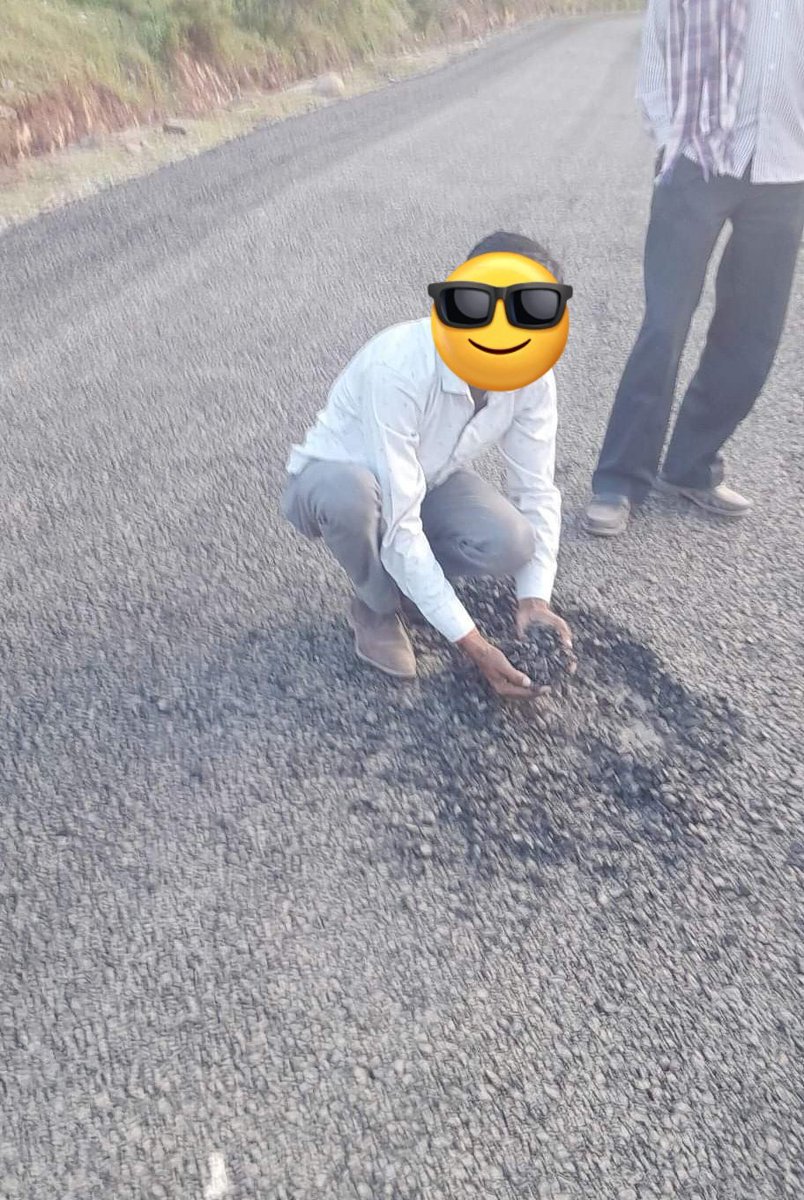 @narendramodi Another case in jammu, district udhampur: look at the road made under @PMGSY_NRRDA ,how this worst quality of road has been approved ?Is it possible without corruption ?
मोदी जी,ये सब भाषण बाजी है,भ्रष्टाचार के लिए सरकार न कभी गंभीर थी,न है !
और भ्रष्टचार खत्म करना बहुत आसान है !