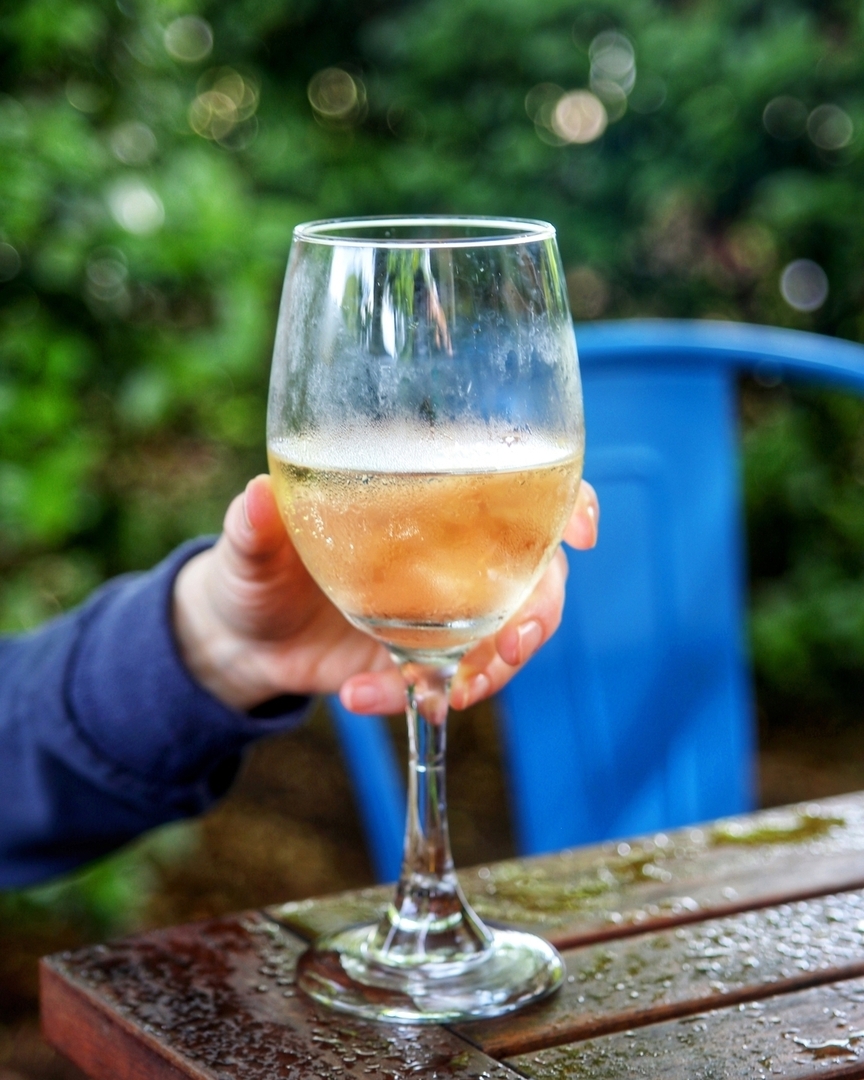 Hand us a glass, it's National Wine Day! 🍷 Are you going with a white wine or rosé? 

#nationalwineday #wineday #whitewine #rosewine #raleighnc #raleighrestaurants #raleighdrinkpics #raleighwine instagr.am/p/C7ZYQO2vidj/