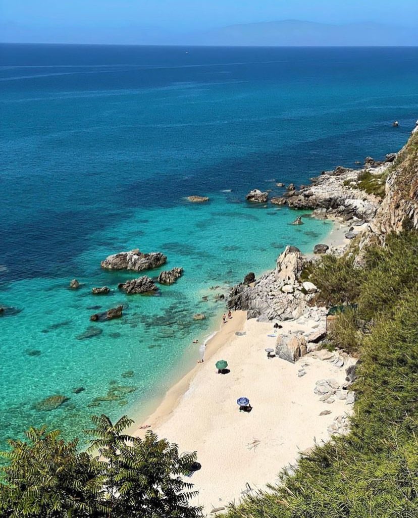 Ci siete mai stati qui? Quest’anno bandiera blu… buon weekend dalla Calabria.