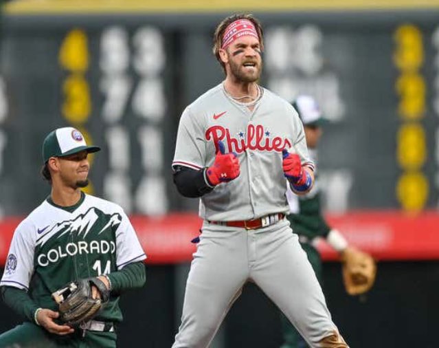 Superstar Bryce Harper Getting Ejected In The 1st Inning For NOTHING Is A Crime Against Humanity 

@SmittyBarstool 
bars.tl/3515064