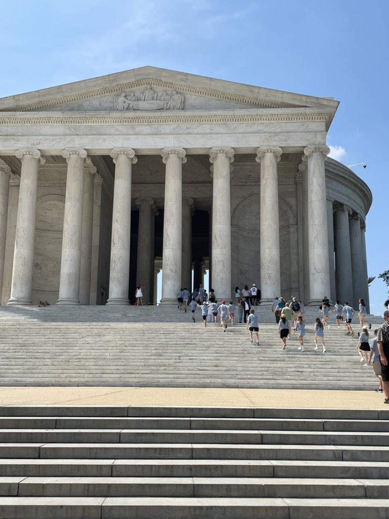HolmesDCtrip's tweet image. Jefferson Memorial. #Bus2