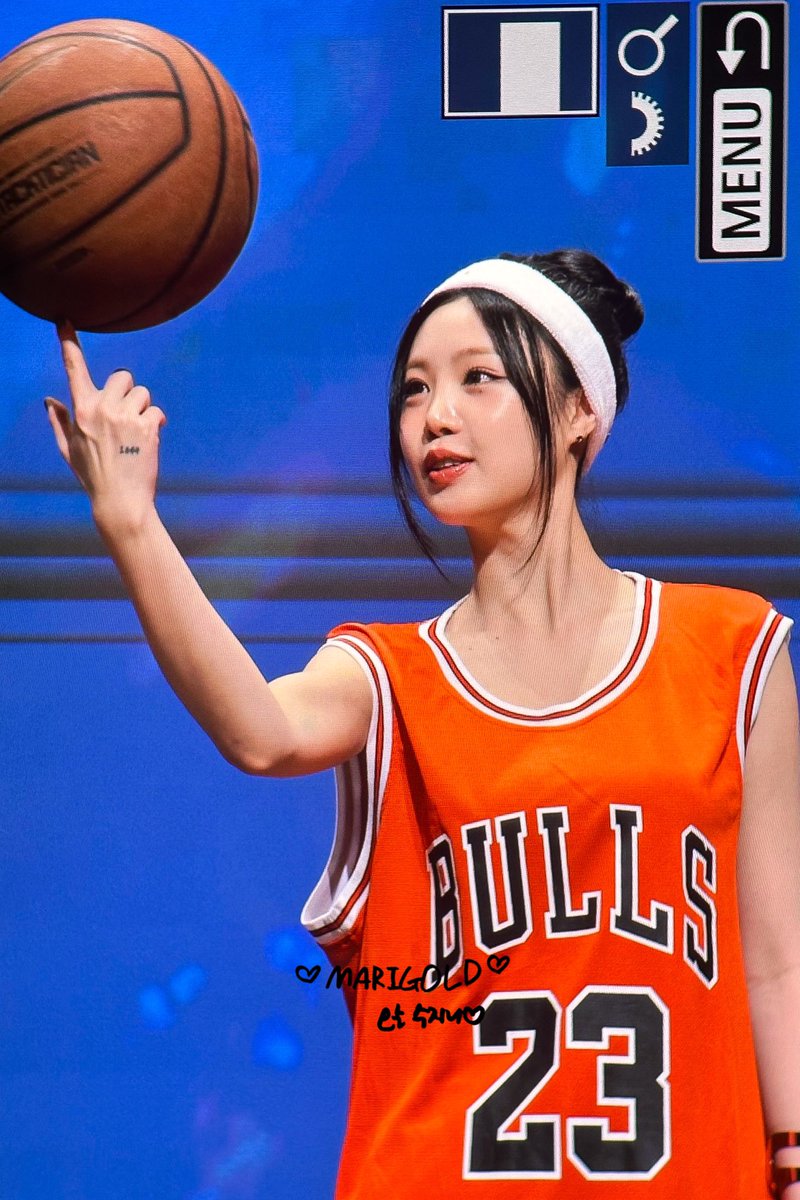 marigold_sj's tweet photo. 240525 🏀

왜 잘하지….????

#수진 https://t.co/U9LvPclqXQ