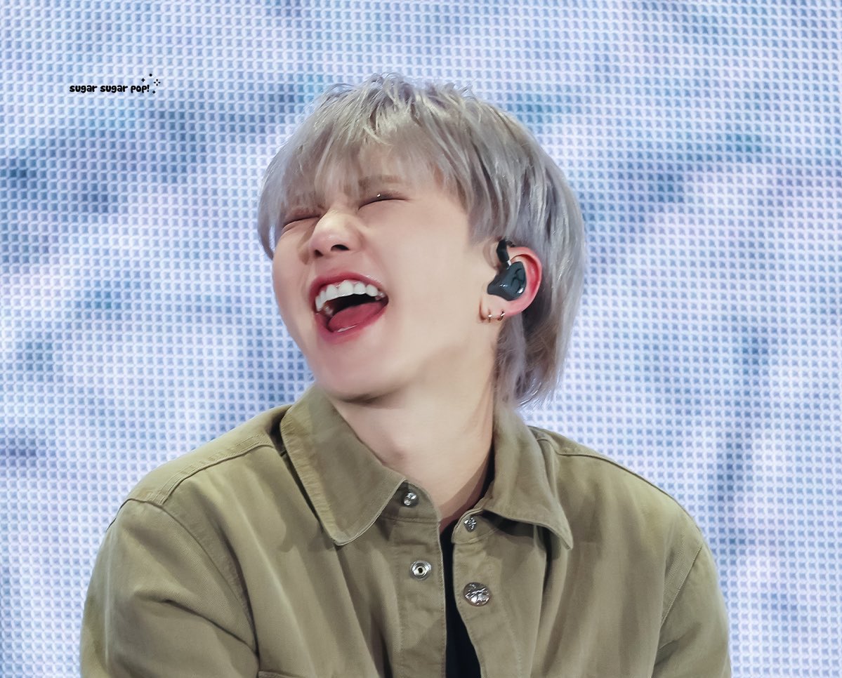 wonubliss's tweet photo. svt talking about jeonghan and hoshi’s wink moment 😆🥰 https://t.co/hnQ7hhwWk3