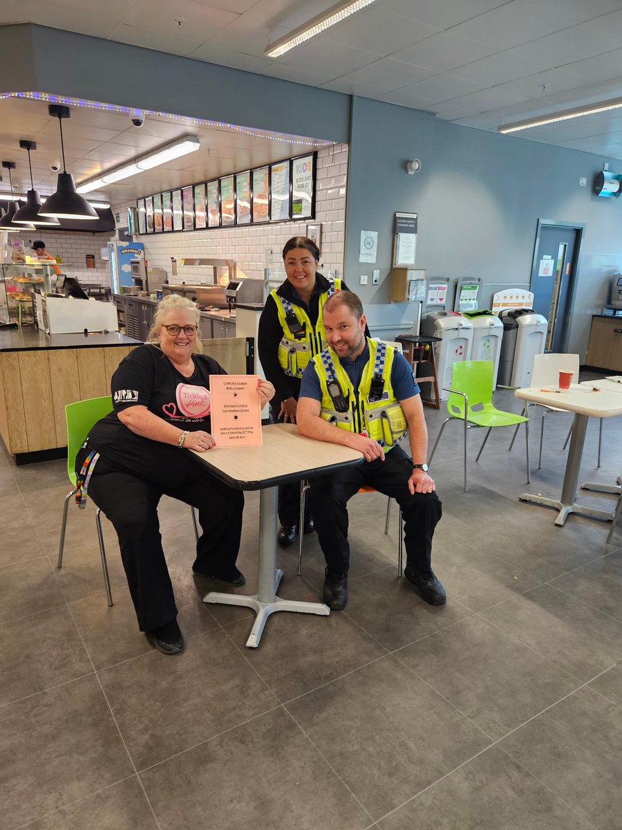 CSO's Lisa and Jon had a successful Police surgery at Asda Caerphilly today. 
Lots of positive feedback & no issues to report 👌
#engagement #positivefeedback #CSO13 #CSO23