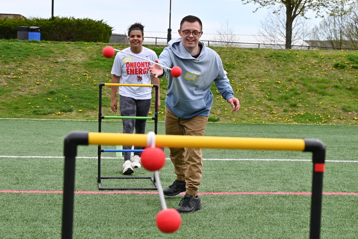 This spring, 38 student volunteers & Sport and Exercise Sciences faculty partnered with EDD Adaptive Sports to host 2 adaptive sports events on campus for area individuals who have varying intellectual and adaptive disabilities. It was amazing! Learn more: suny.oneonta.edu/news-events/st…