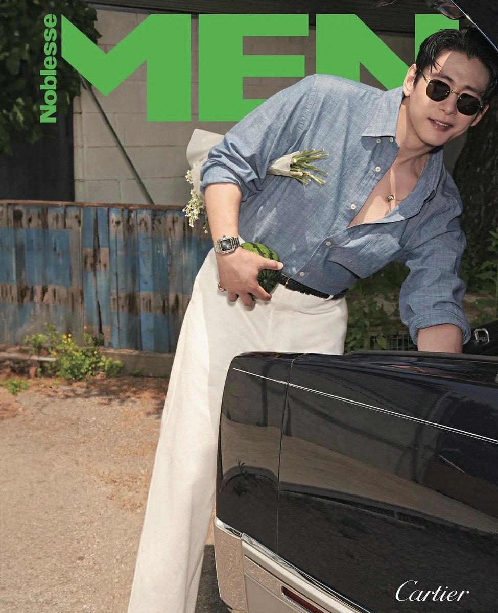 FilmUpdates's tweet photo. Teo Yoo covers the latest issue of Noblesse Men https://t.co/AeIRsHYvoU