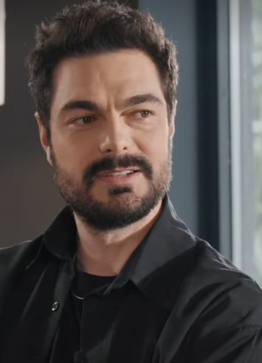 A beautiful interview .. We never get tired of seeing Khalil and hearing his words and answers, which indicate his intelligence, culture, and self-confidence .. He has expressed himself clearly .. Every development related to him makes us proud of him ..🤍🥹 #HalilİbrahimCeyhan
