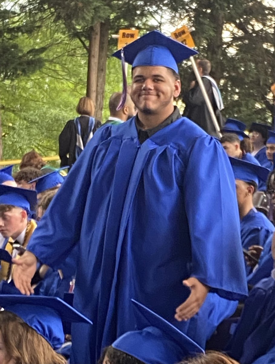 More proud grad pic!! Congrats!!!